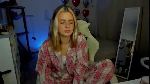 Snapshot of deepsoull chatting on March 2025 07:11:02 PM Kira online show from March 2025 07:11:02 PM