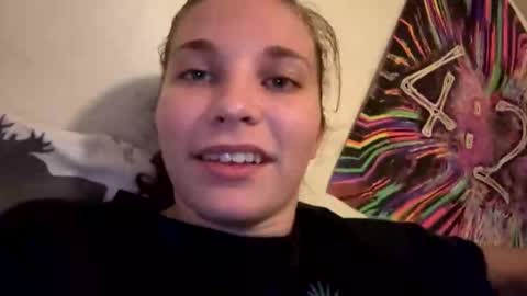 Snapshot of deepthroatqueen33 chatting on October 2025 01:05:01 AM deepthroatqueen33 online show from October 2025 01:05:01 AM