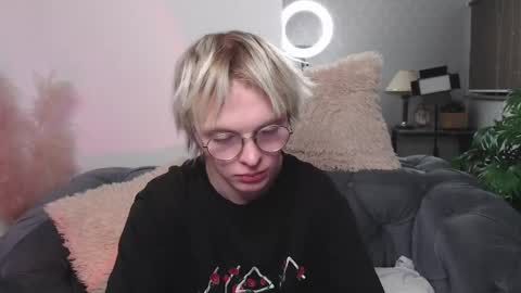 deficitt online show from December 2024 05:32:02 PM