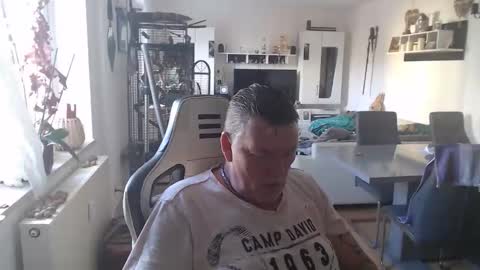 Snapshot of deinprinz2312 chatting on October 2025 12:49:02 PM deinprinz2312 online show from October 2025 12:49:02 PM