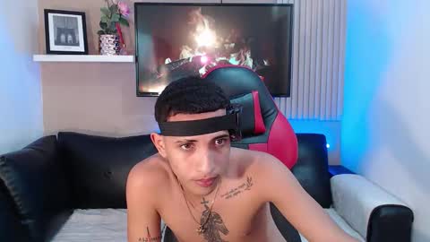 deiv2_ online show from November 2025 05:29:02 AM