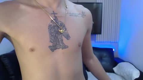 deiv2_ online show from November 2025 06:41:02 PM