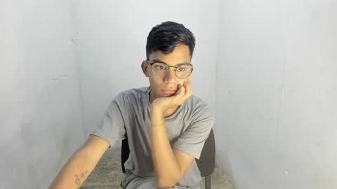 deivi_colins online show from October 2025 09:26:02 PM