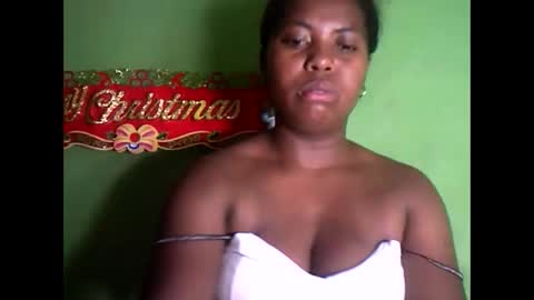 deliah712909 online show from December 2024 06:06:02 PM
