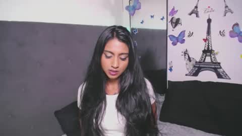 Snapshot of delilah_blazee chatting on October 2025 08:04:01 AM Delilah Blaze online show from October 2025 08:04:01 AM