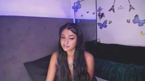 Snapshot of delilah_blazee chatting on October 2025 07:04:02 PM Delilah Blaze online show from October 2025 07:04:02 PM