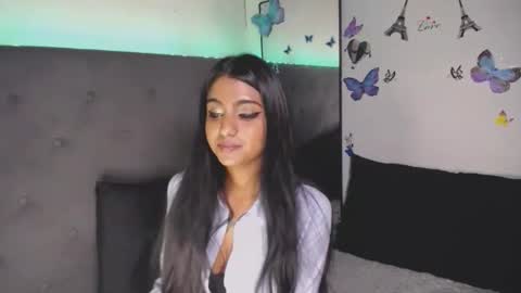 Snapshot of delilah_blazee chatting on October 2025 05:19:01 AM Delilah Blaze online show from October 2025 05:19:01 AM