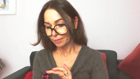 Snapshot of delilah_sweet chatting on September 2025 03:17:01 PM delilah_sweet online show from September 2025 03:17:01 PM