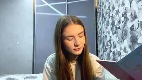 Snapshot of delindaquails chatting on December 2025 08:15:02 PM Lea online show from December 2025 08:15:02 PM