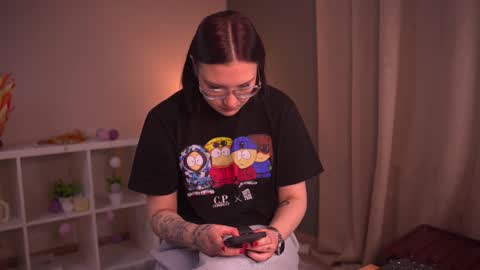 Hey hey Im Scally my first day here online show from December 2025 05:35:02 AM