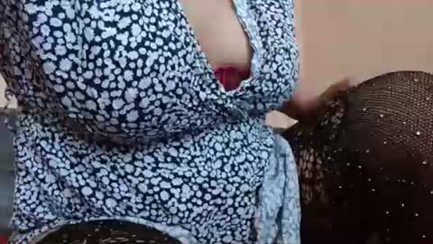 Delphine online show from March 2025 12:22:01 PM