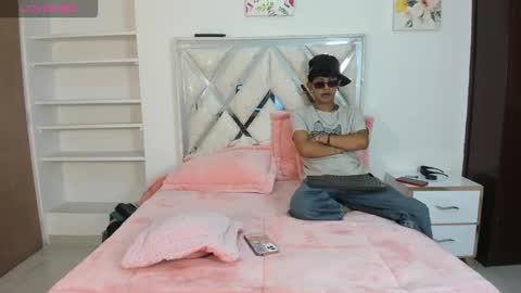 Demian and Salvatore online show from September 2025 12:29:01 PM