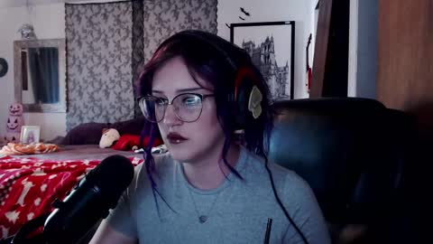 Snapshot of demongf chatting on October 2025 09:04:01 PM Demoness Mina online show from October 2025 09:04:01 PM