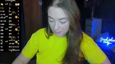 Sophie online show from March 2025 06:49:01 AM