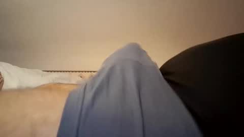 Snapshot of den2807 chatting on December 2024 01:10:01 PM den2807 online show from December 2024 01:10:01 PM