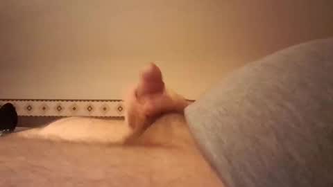 Snapshot of den2807 chatting on December 2024 07:19:02 AM den2807 online show from December 2024 07:19:02 AM