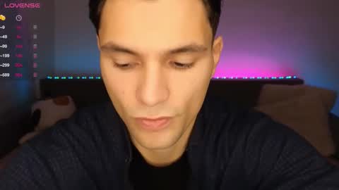 Den online show from November 2025 07:42:02 AM