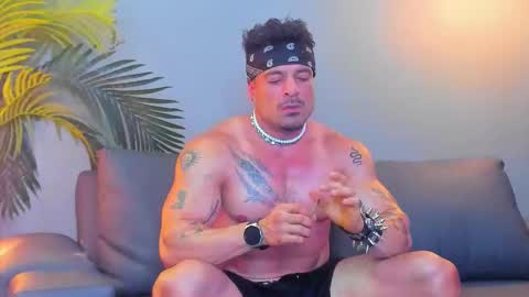 Snapshot of dennis_cox_ chatting on October 2025 03:17:01 AM dennis_cox_ online show from October 2025 03:17:01 AM