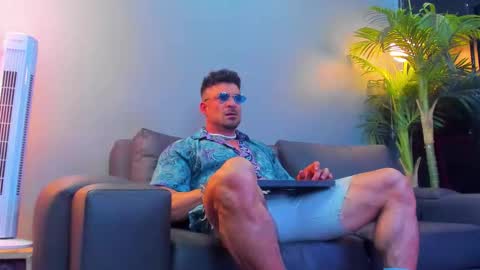 Snapshot of dennis_cox_ chatting on October 2025 04:24:02 AM dennis_cox_ online show from October 2025 04:24:02 AM