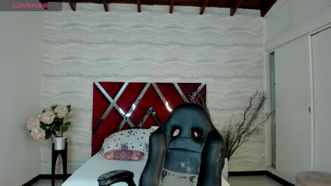 Denver online show from October 2025 12:07:02 PM