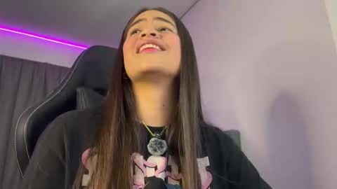 Snapshot of dereckbrownn chatting on October 2025 10:08:02 PM Dereck online show from October 2025 10:08:02 PM