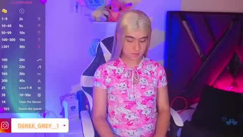 Derek independent online show from October 2025 08:30:02 PM