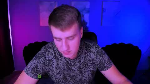 Snapshot of derek_hawk_ chatting on December 2025 09:40:01 AM derek_hawk_ online show from December 2025 09:40:01 AM