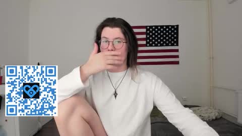 Snapshot of derek_shameless chatting on October 2025 03:03:01 PM Derek online show from October 2025 03:03:01 PM