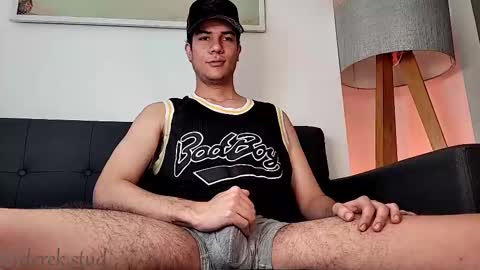 Derek independent model  online show from March 2025 05:43:02 PM