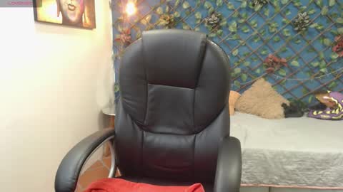dereck online show from September 2025 05:09:01 AM