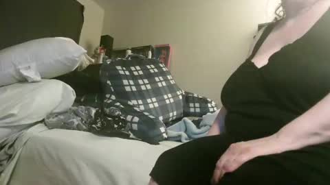 Snapshot of deroseblack chatting on November 2025 02:10:01 AM deroseblack online show from November 2025 02:10:01 AM