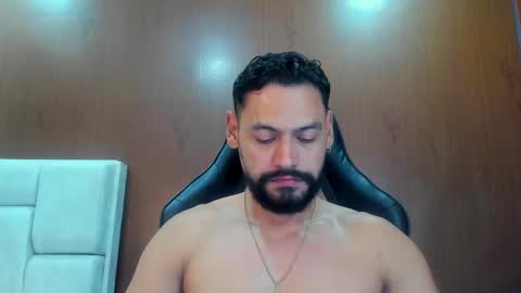 Snapshot of derrybigger_cm chatting on September 2025 06:33:02 PM DerryBigger CM online show from September 2025 06:33:02 PM