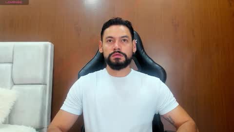 Snapshot of derrybigger_cm chatting on October 2025 07:01:02 PM DerryBigger CM online show from October 2025 07:01:02 PM