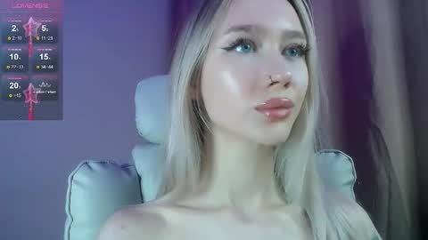 Snapshot of des_ch chatting on September 2025 05:35:01 PM Ari online show from September 2025 05:35:01 PM
