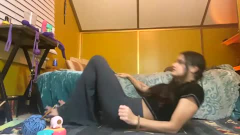 Snapshot of desimonroe chatting on January 2025 12:17:02 PM desimonroe online show from January 2025 12:17:02 PM