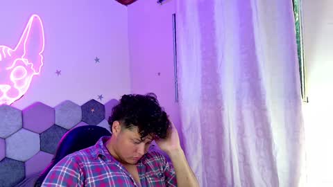 TORI AND MR. BEAR online show from December 2024 09:36:02 PM
