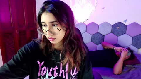 TORI AND MR. BEAR online show from December 2024 01:35:01 PM