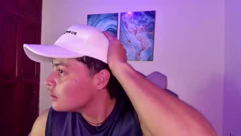 TORI AND MR. BEAR online show from October 2025 11:40:01 AM