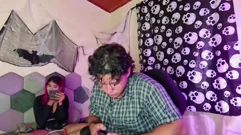 TORI AND MR. BEAR online show from October 2025 12:30:02 AM