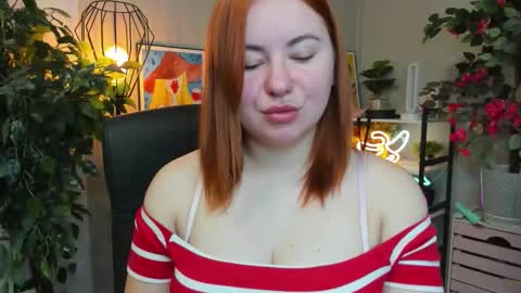 LAYLA online show from November 2025 07:52:01 AM