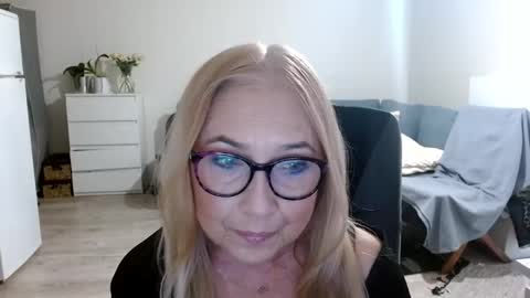 Snapshot of desiresofia chatting on January 2025 07:47:02 AM S O F I A online show from January 2025 07:47:02 AM