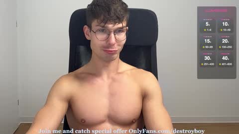 INSTAGRAM justmichaelross online show from November 2025 08:14:01 AM