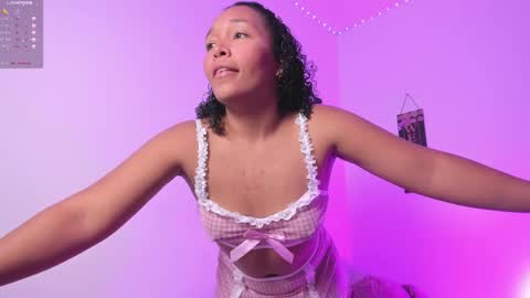 desty_y online show from October 2025 02:01:02 AM