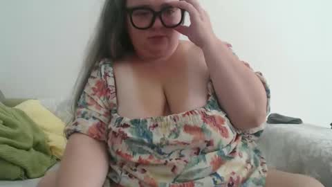 Snapshot of devilschick chatting on October 2025 10:50:01 AM DevilsChick -- OF online show from October 2025 10:50:01 AM