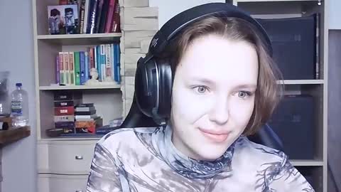 diana_back3 online show from October 2025 06:19:02 AM