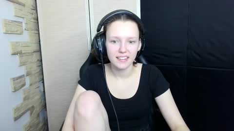 diana_back3 online show from November 2025 12:05:02 PM