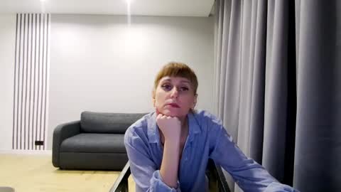 Snapshot of diana_meridor chatting on December 2024 02:53:01 AM diana_meridor online show from December 2024 02:53:01 AM
