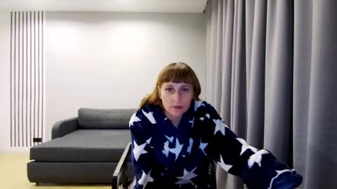 Snapshot of diana_meridor chatting on December 2024 03:18:02 AM diana_meridor online show from December 2024 03:18:02 AM