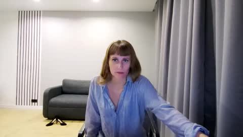 Snapshot of diana_meridor chatting on January 2025 12:30:01 AM diana_meridor online show from January 2025 12:30:01 AM