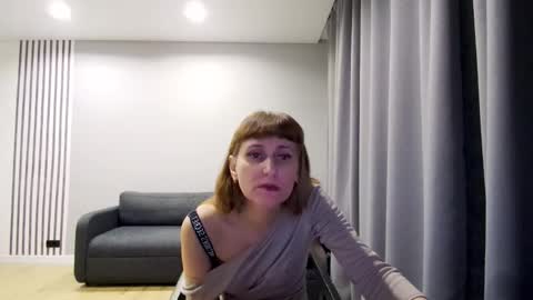 Snapshot of diana_meridor chatting on February 2025 10:10:02 PM diana_meridor online show from February 2025 10:10:02 PM